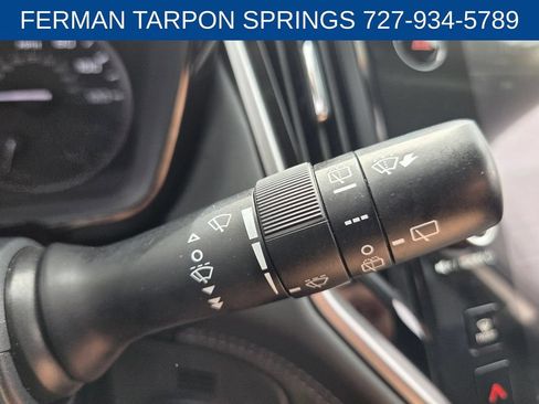 Used 2025 Subaru Outback Premium AWD/4WD image 32