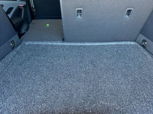 New 2026 Volkswagen Tiguan SE R-Line image 14