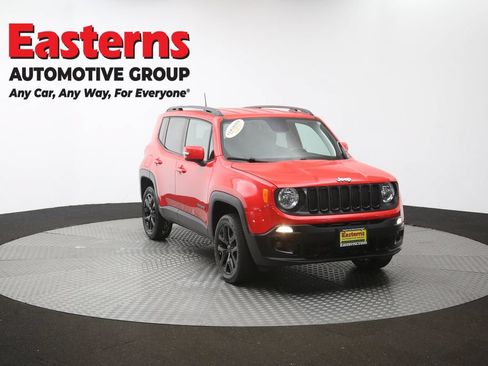 Used 2018 Jeep Renegade Altitude AWD/4WD image 51