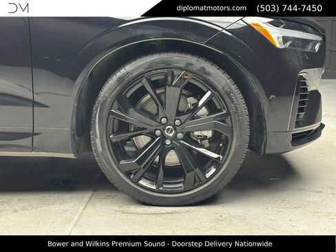 Used 2024 Volvo XC60 T8 Ultimate w/ Protection Package Premier image 45
