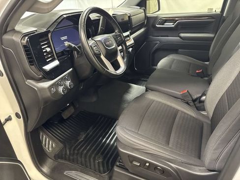 Certified 2024 GMC Sierra 1500 Elevation AWD/4WD image 11
