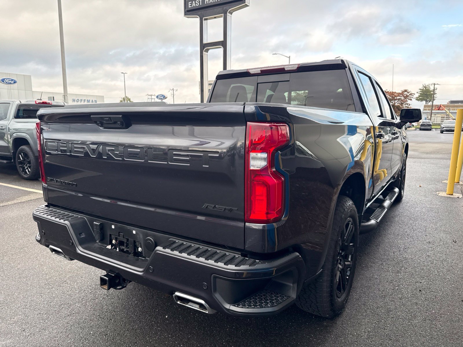 Used 2023 Chevrolet Silverado 1500 RST w/ Convenience Package II AWD/4WD image 5
