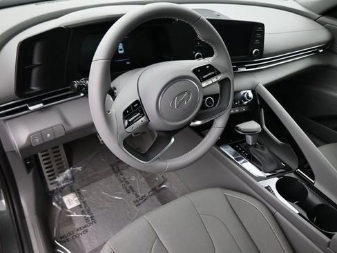 New 2026 Hyundai Elantra SEL Sport Premium FWD image 16