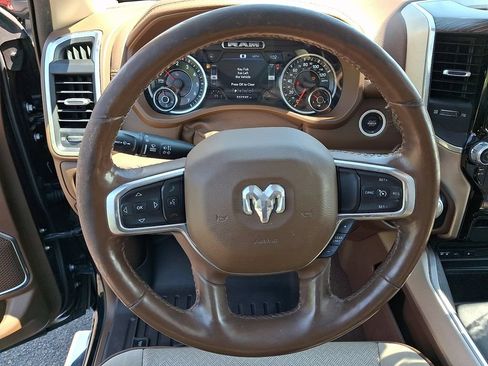 Used 2019 RAM 1500 Laramie AWD/4WD image 19