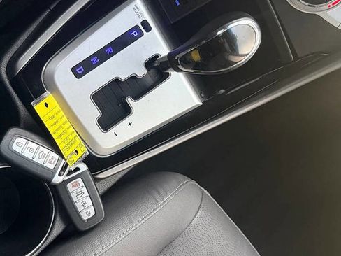 Used 2012 Hyundai Elantra Limited w/ Technology Pkg 5 image 24