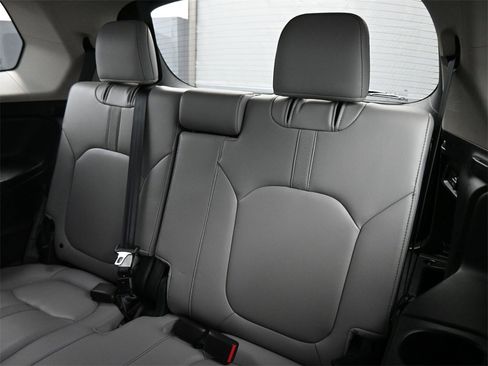 Used 2024 Honda Pilot EX-L image 18