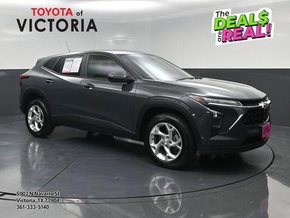 Used 2026 Chevrolet Trax LS w/ LS Convenience Package