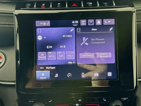 New 2025 Jeep Grand Cherokee L Laredo image 14