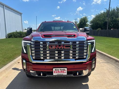 Used 2024 GMC Sierra 3500 Denali w/ Denali Reserve Package AWD/4WD image 2