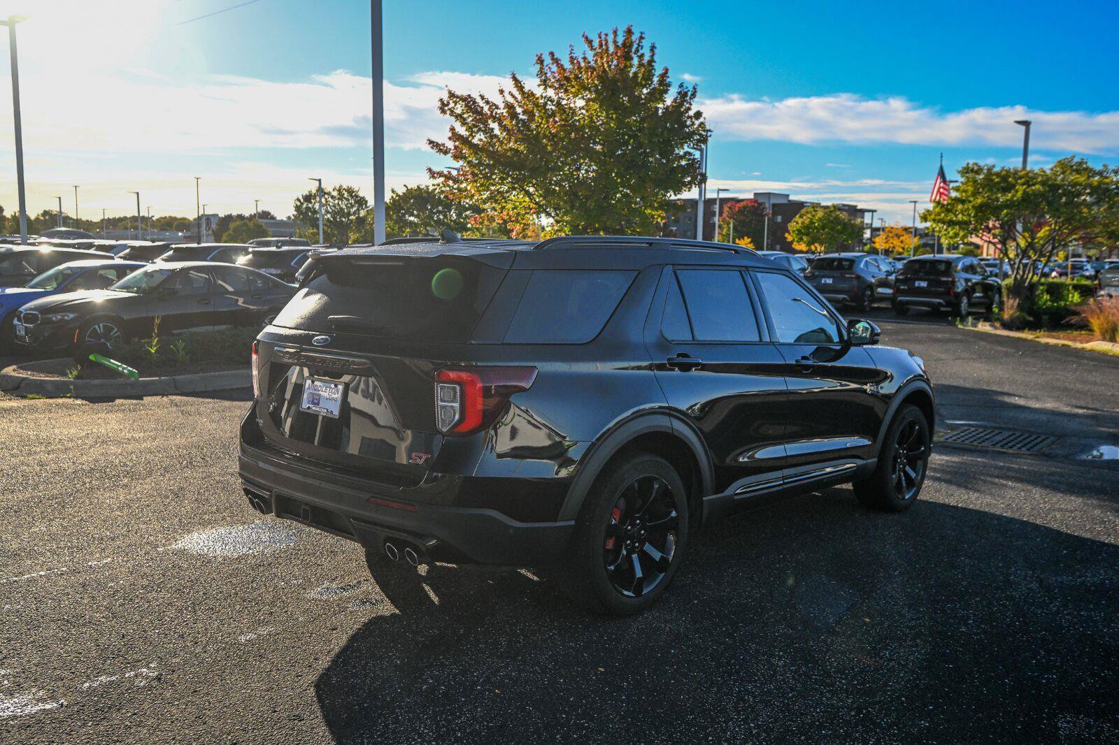 Used 2020 Ford Explorer ST w/ ST Street Pack AWD/4WD image 5