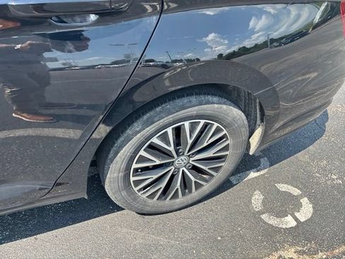 Used 2020 Volkswagen Jetta SE FWD image 21