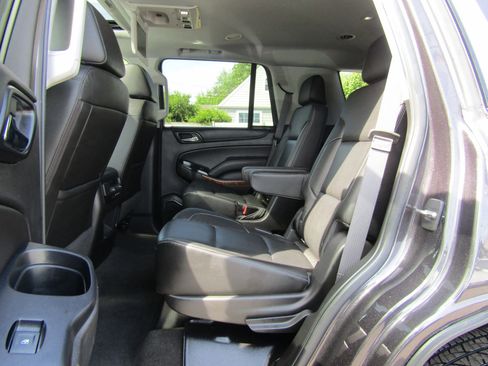 Used 2017 Chevrolet Tahoe Premier AWD/4WD image 18