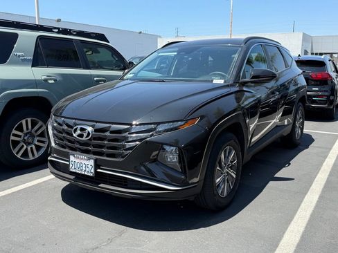 Used 2022 Hyundai Tucson Blue w/ Cargo Package AWD/4WD image 3