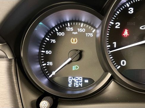 Used 2023 Porsche Macan GTS image 11