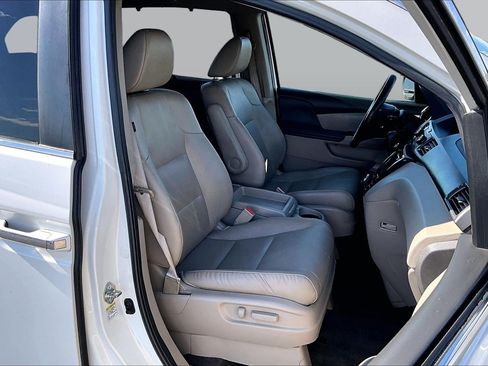 Used 2016 Honda Odyssey EX-L image 7