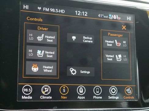 Used 2020 Jeep Grand Cherokee Overland image 20