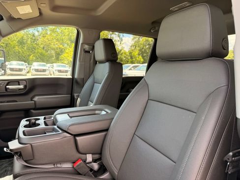 New 2026 GMC Sierra 2500 Pro AWD/4WD image 11