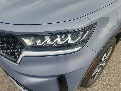Certified 2022 Kia Sorento S w/ Panoramic Sunroof Package FWD image 6
