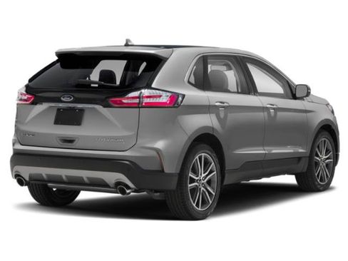 Used 2019 Ford Edge SEL w/ Equipment Group 201A FWD image 3