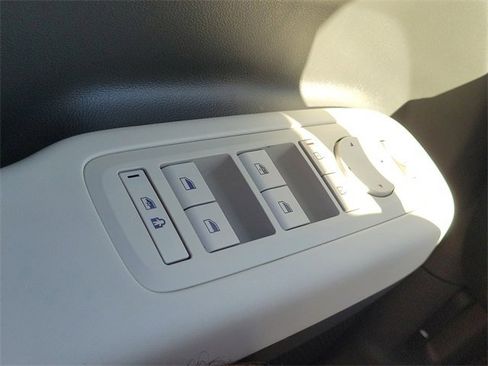 New 2026 Hyundai Santa Fe SE image 14