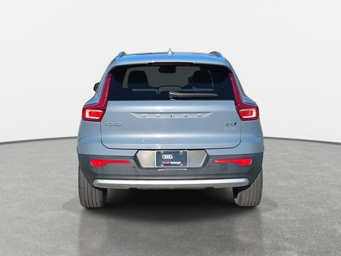 Used 2023 Volvo XC40 B5 Ultimate w/ Protection Package Premier image 6