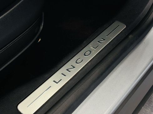 Used 2023 Lincoln Corsair AWD w/ Equipment Group 101A image 40