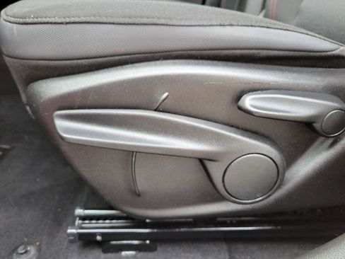 Used 2017 Jeep Renegade Trailhawk image 8