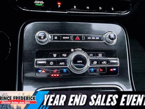 Used 2022 Lincoln Nautilus Reserve image 27