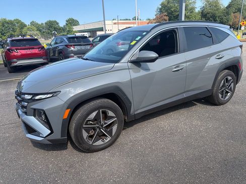 Certified 2025 Hyundai Tucson SEL AWD/4WD image 7