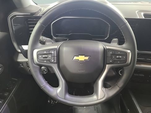 Used 2024 Chevrolet Silverado 1500 LT AWD/4WD image 22