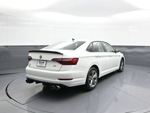 Used 2020 Volkswagen Jetta R-Line w/ R-Line Cold Weather Package FWD image 6