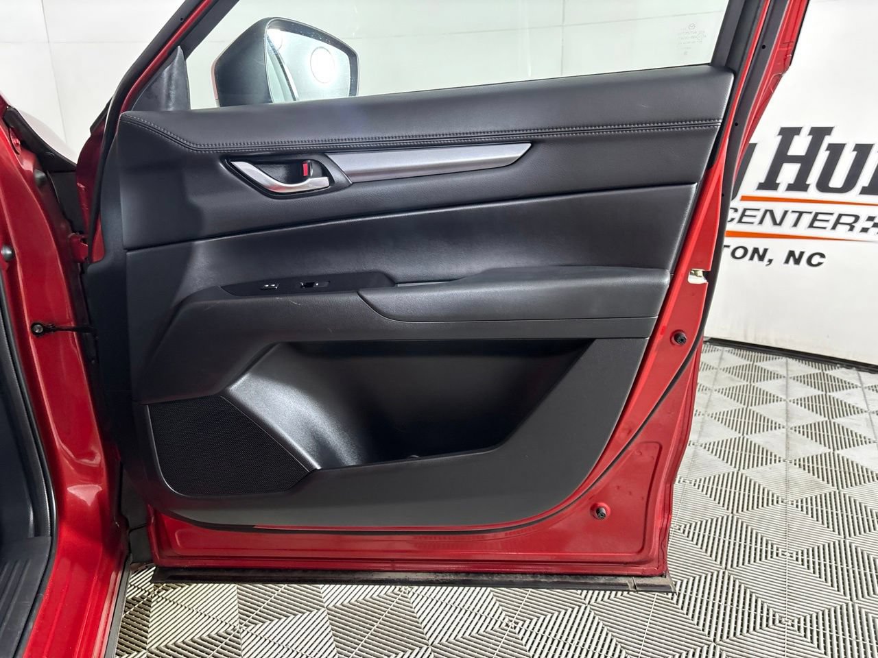 Used 2025 MAZDA CX-5 AWD 2.5 S w/ Preferred Package image 30