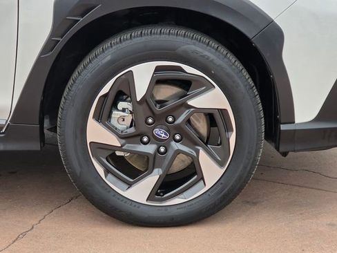 Certified 2025 Subaru Crosstrek 2.5i Limited w/ Crosstrek Mirror Package AWD/4WD image 8