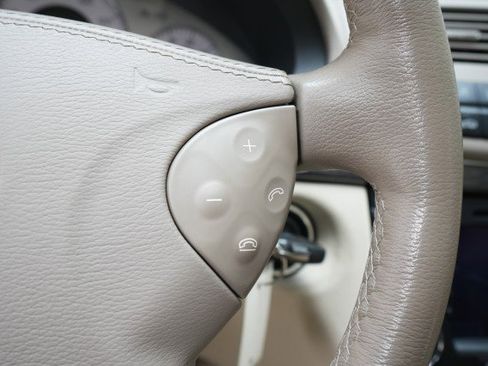 Used 2006 Mercedes-Benz E 350 Sedan image 52