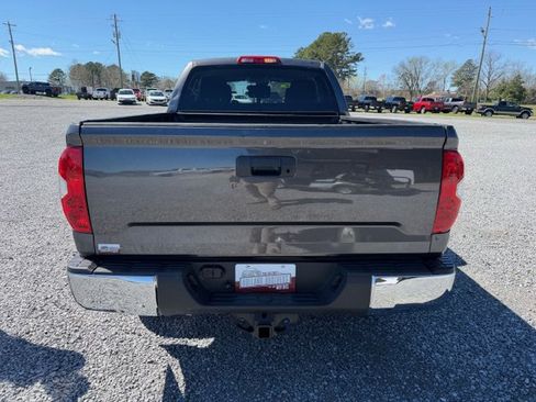 Used 2018 Toyota Tundra SR5 image 6