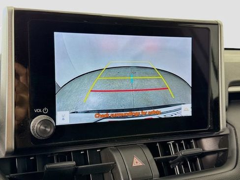 Certified 2024 Toyota RAV4 SE w/ Convenience Package AWD/4WD image 15