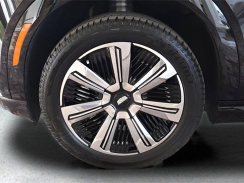 New 2025 Cadillac Escalade IQ Luxury 2 image 30