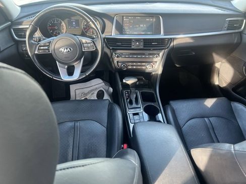 Used 2020 Kia Optima Premium image 10