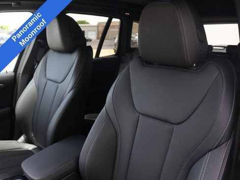 Used 2024 BMW X3 xDrive30i w/ Convenience Package image 9