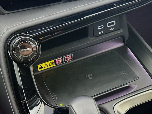 Certified 2025 Lexus NX 350h AWD w/ Premium Package image 21