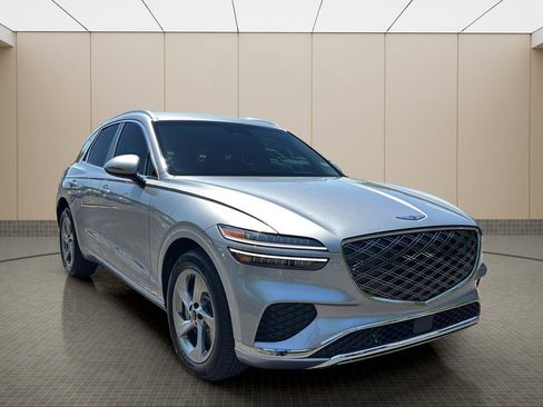 Certified 2026 Genesis GV70 2.5T AWD/4WD image 7