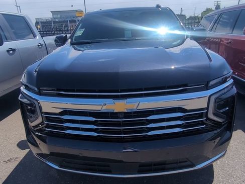 Used 2025 Chevrolet Tahoe LT image 1