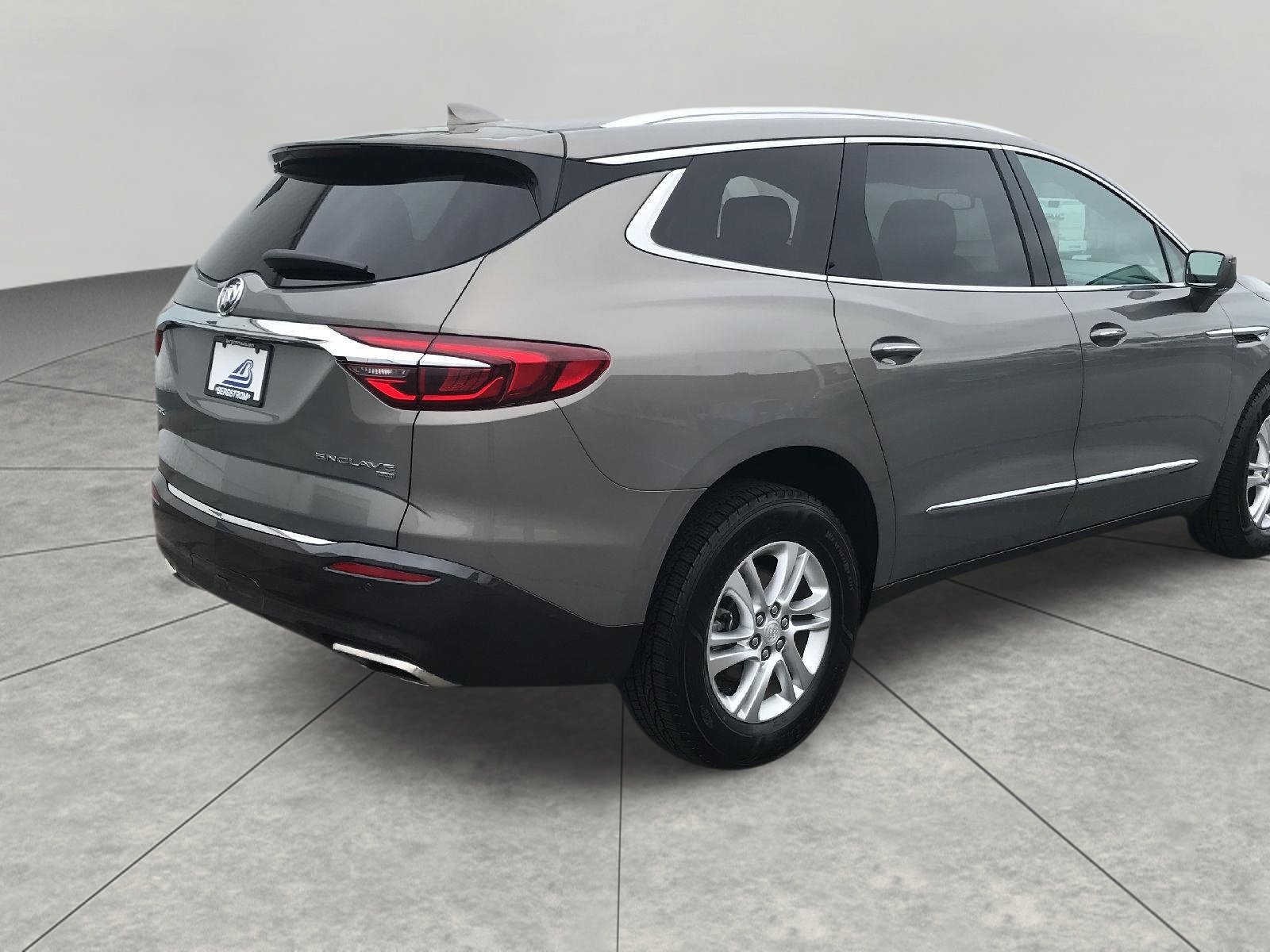 Used 2018 Buick Enclave Essence w/ Trailering Package AWD/4WD image 21
