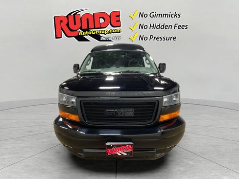 Used 2025 GMC Savana 2500 w/ Driver Convenience Package RWD image 9