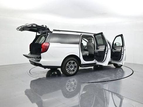 Certified 2025 Ford Expedition Max Active AWD/4WD image 54