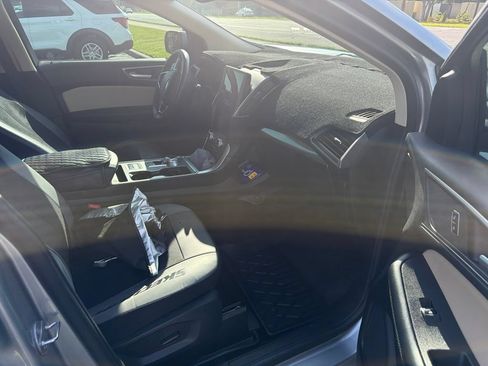 Used 2024 Ford Edge SEL AWD/4WD image 11