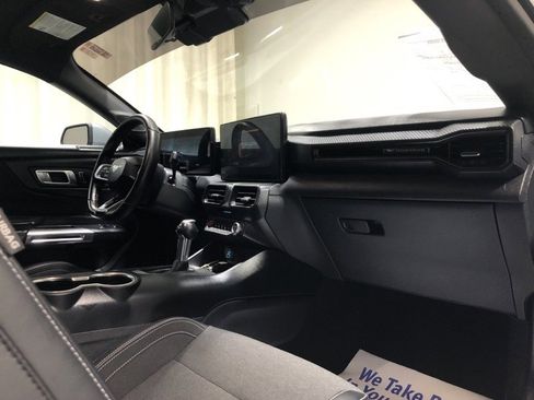 Used 2024 Ford Mustang Coupe image 11