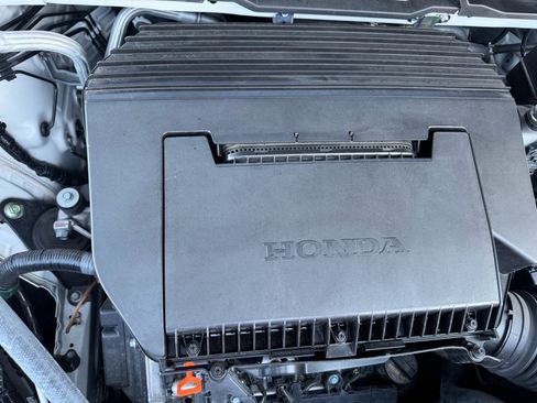 Certified 2023 Honda Pilot Touring image 34