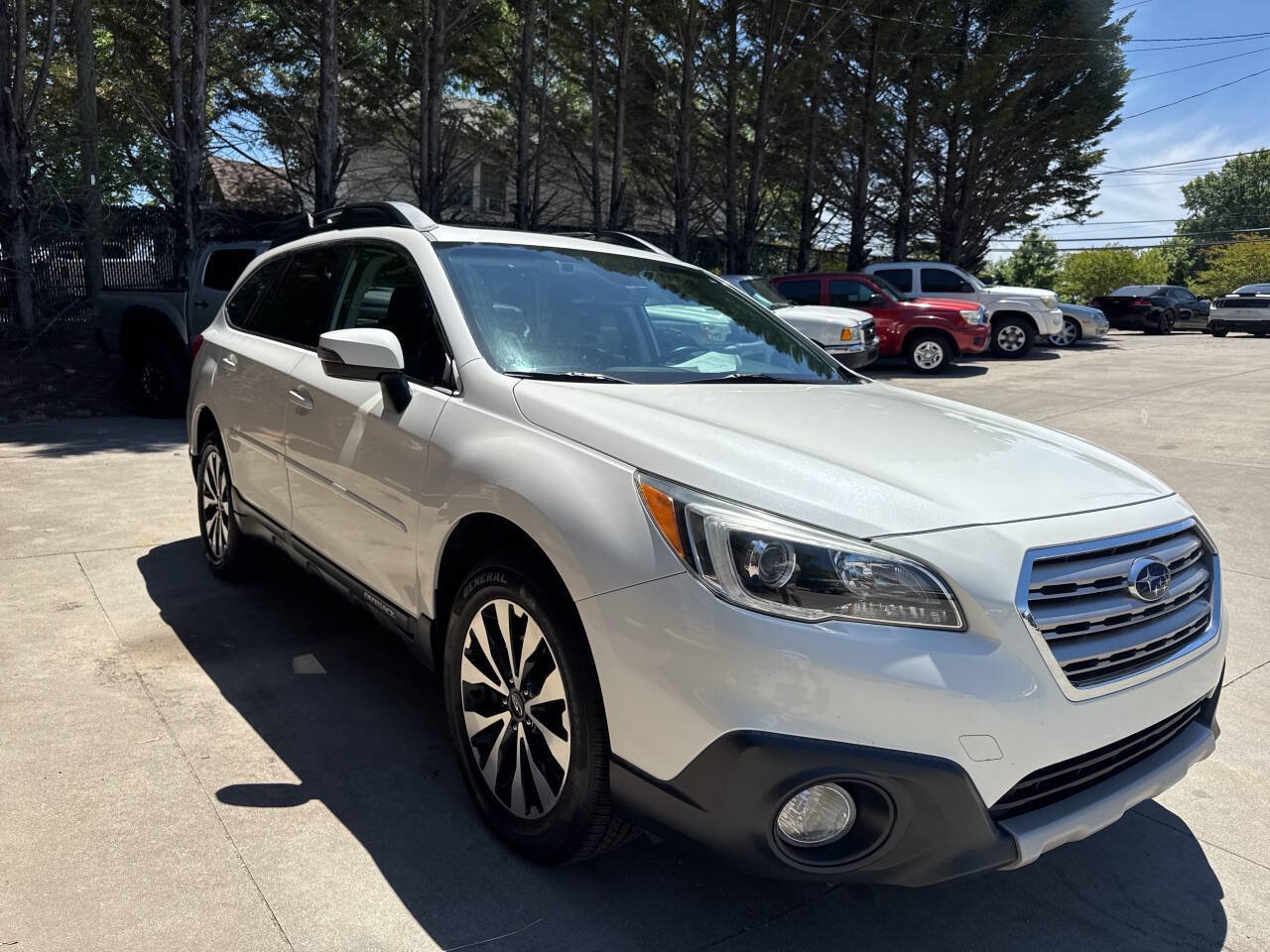 Used 2017 Subaru Outback 3.6R Limited AWD/4WD image 7