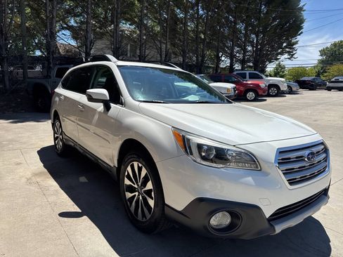 Used 2017 Subaru Outback 3.6R Limited AWD/4WD image 7